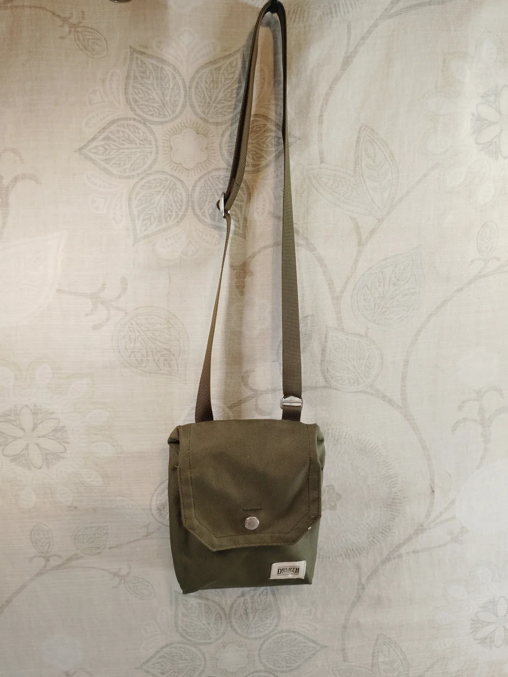 Duluth Trading Co Olive Green Crossbody/Messenger Utility Bag